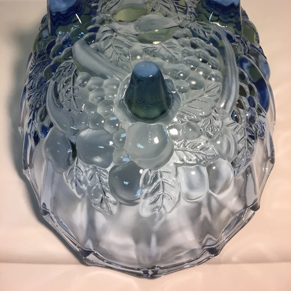 Vintage Indiana / Colony Glass Blue Harvest Grape Bowl - Picture 9 of 12